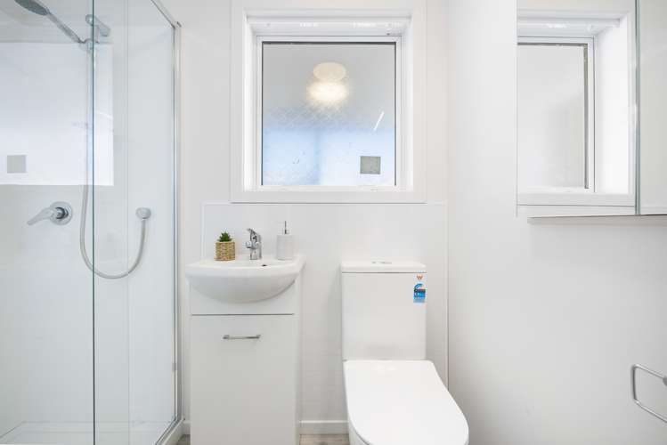 4/256a Blockhouse Bay Road Avondale_11