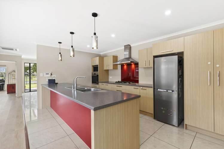 73 Moonlight Drive Rototuna North_4