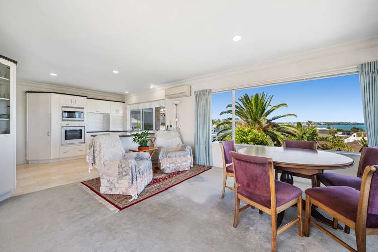 21 Devon Road Bucklands Beach_11