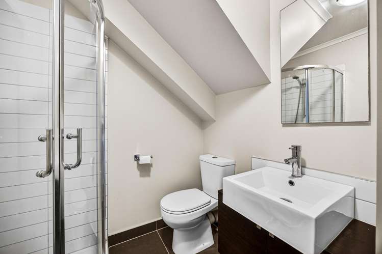 213/172 McLeod Road Te Atatu South_12