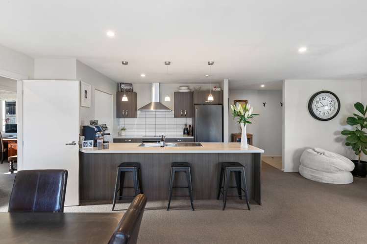 21 Risinghurst Terrace Lower Shotover_13