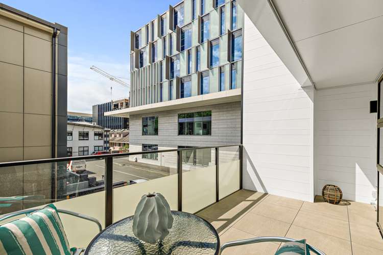 1/8 Dock Street Auckland Central_6