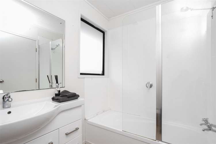 30 Beechdale Crescent Pakuranga Heights_6