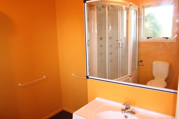 77 Gladstone Road Waihi_9