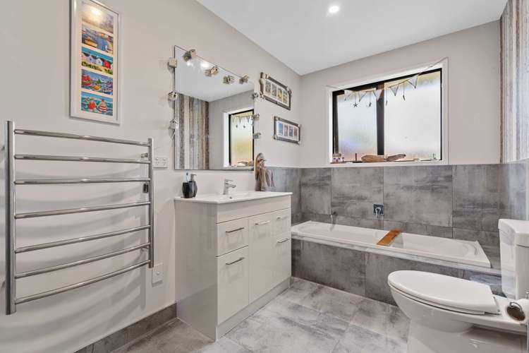 22 Colombo Road Waiuku_11