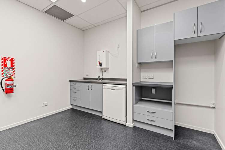 303 Blenheim Road Upper Riccarton_15