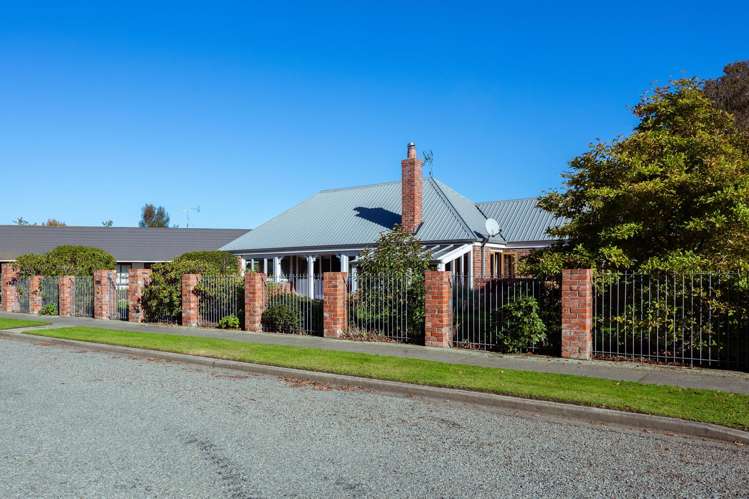 223 Middle Road Allenton_37