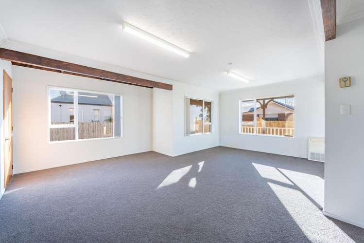 8A Sarah Street_2