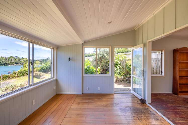 84 Wharf Road Ostend_7