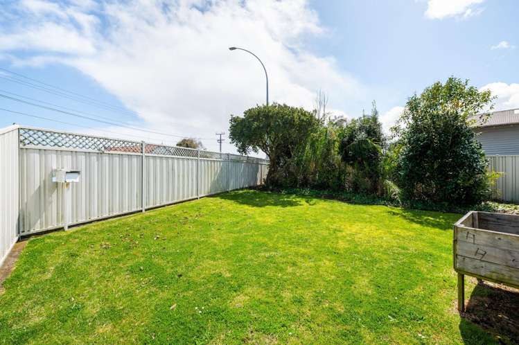 49 Tuhikaramea Road Dinsdale_14