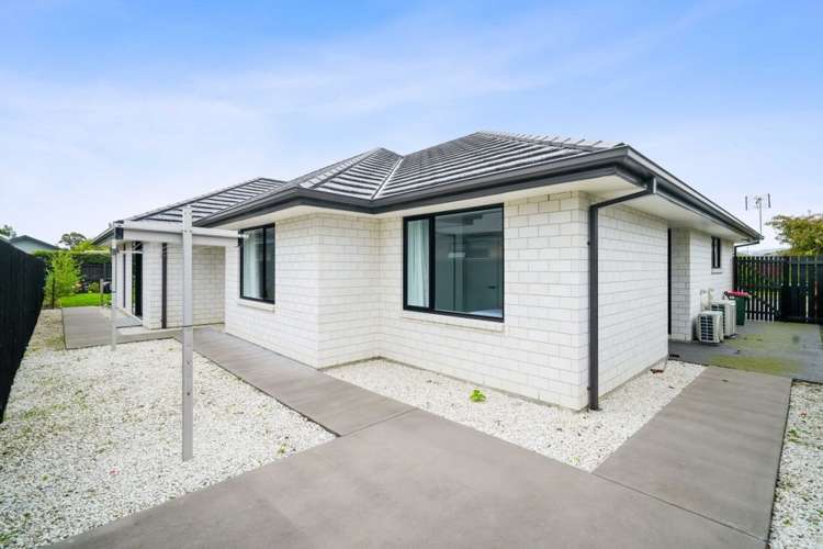 2 Blunden Road Lincoln_29