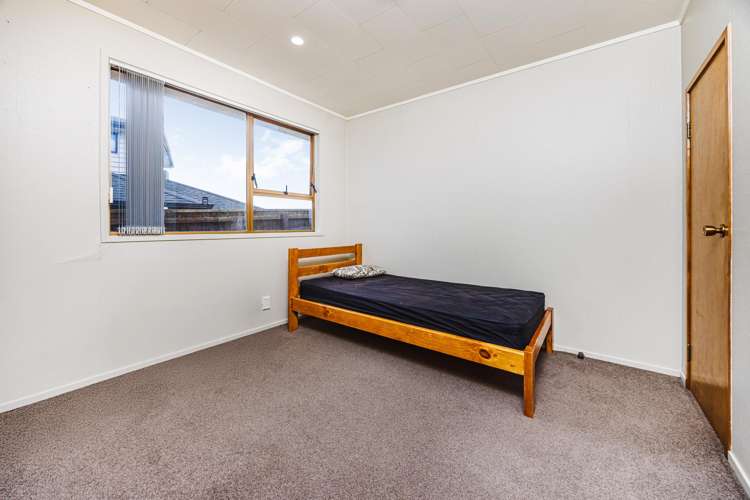 14 Charntay Avenue Clover Park_12