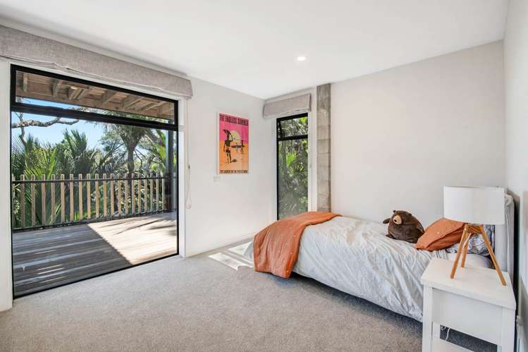 167 Motutara Road Muriwai_28