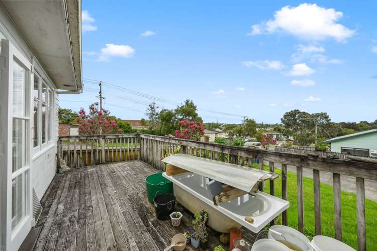 27 Seabrook Avenue New Lynn_20