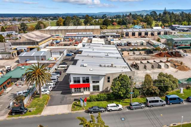 Unit 1, 282 Chadwick Road Greerton_3