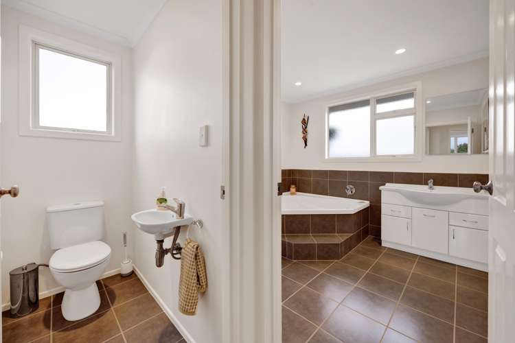 21 Longview Drive Merrilands_19