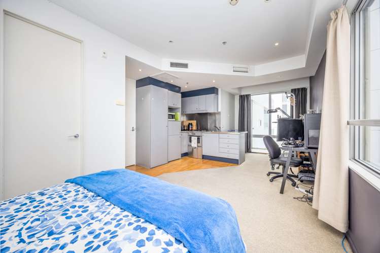 307/86 The Strand Parnell_9