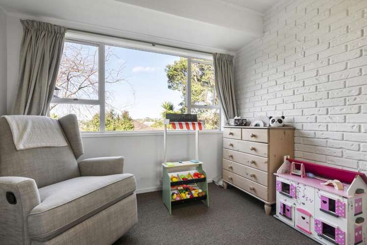 1/6 Phillipa Place Browns Bay_16