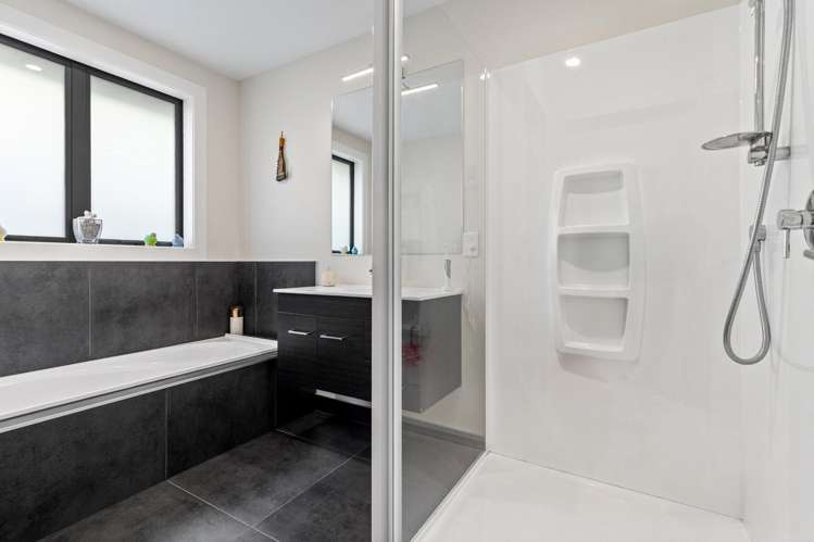 13 Vogwill Road Kumeu_22