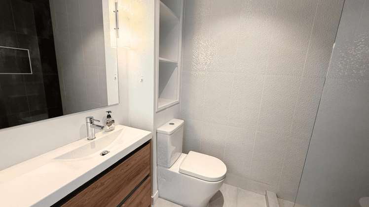 6f/22 Queen Street Auckland Central_12