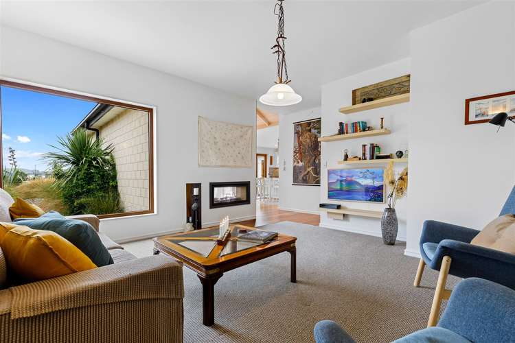 127 Southfield Drive Lincoln_8