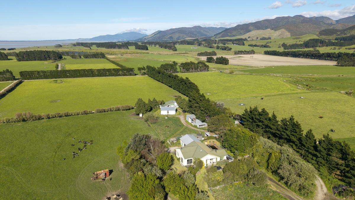 22 Bartons Road_3