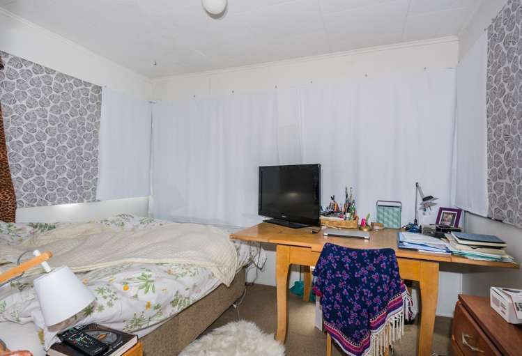 369 Upper Harbour Drive Greenhithe_16