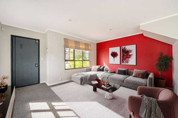 16B Parsons Glen Karori_10