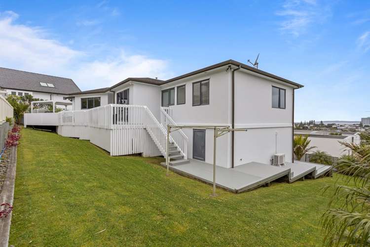 49 The Ritz Orewa_15