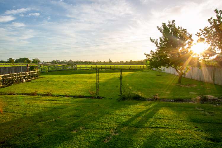 14 De La Mare Drive Leamington_21