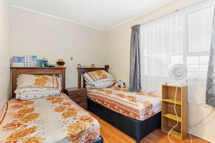 68 Diorella Drive Clover Park_7