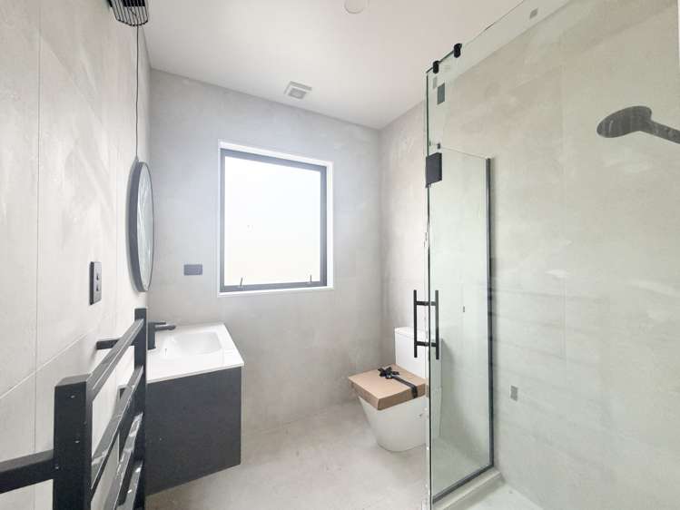 55 Parkland Loop Wainui_18
