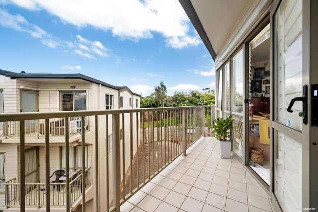 3R/120 Beach Haven Road Beach Haven_3