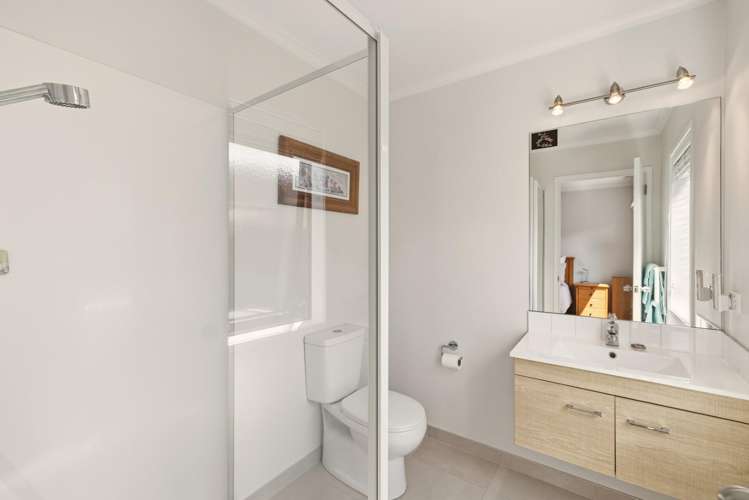 5 Lanyard Street Pyes Pa_13