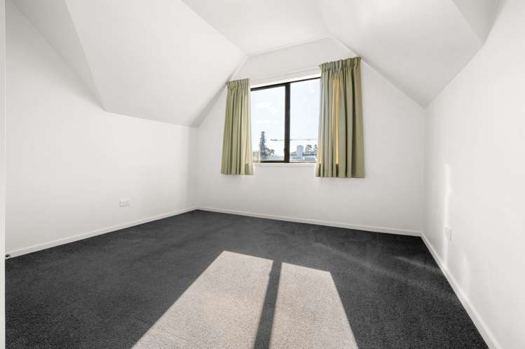 12a Dowding Street Melville_11