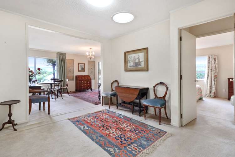 3/10 Gerard Way Saint Johns_6