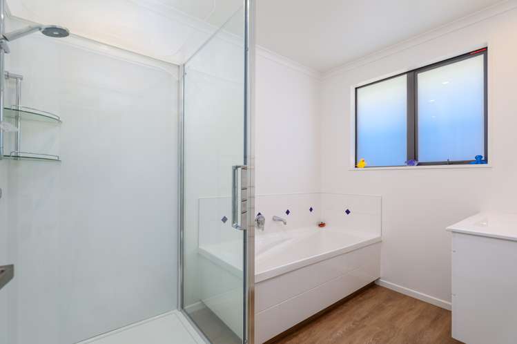 18 Andrew Street Stoke_12