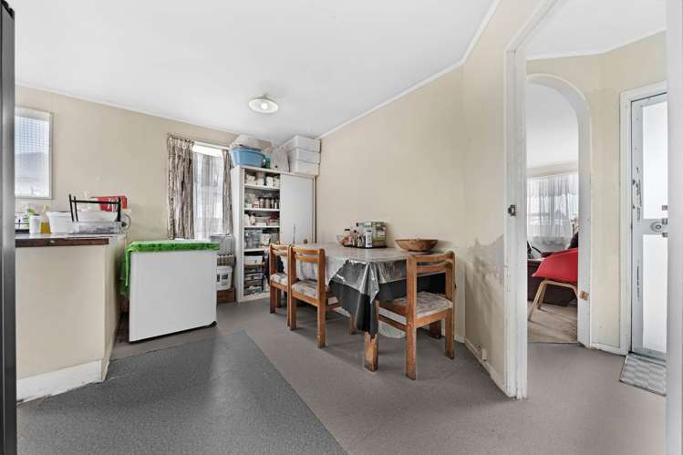 37 Penion Drive Otara_10