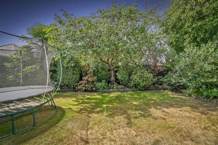 2/282 Sawyers Arms Road Bishopdale_12