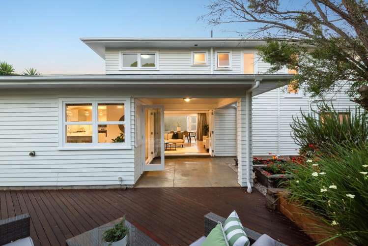 22 Eversleigh Road_0