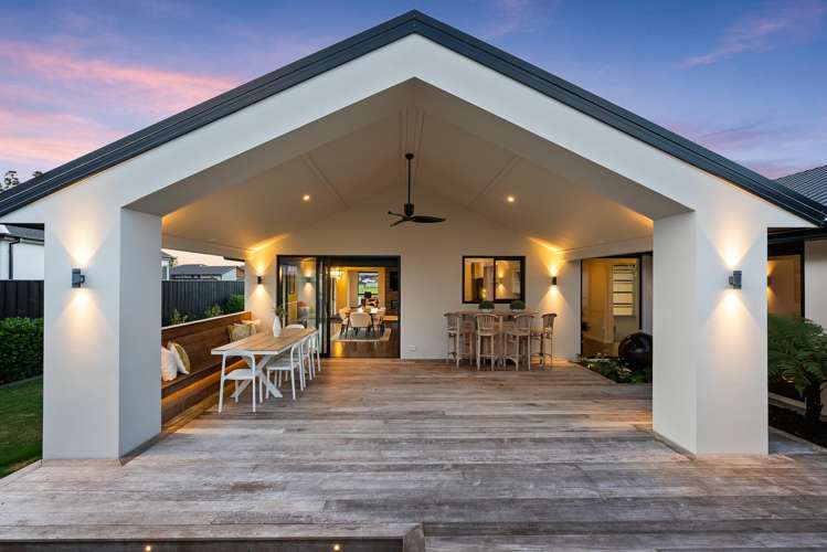 56 Carnaveron Drive Lincoln_27