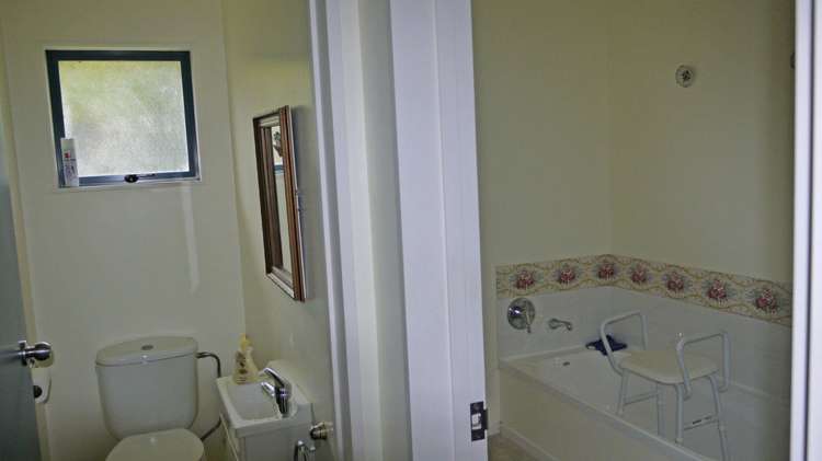 5 Lyttle Lane Warkworth_13