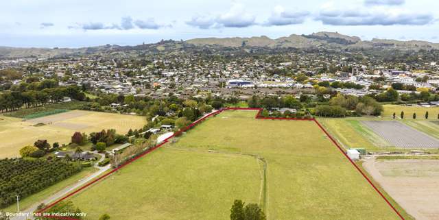 Rare Lifestyle block - walk to Havelock North