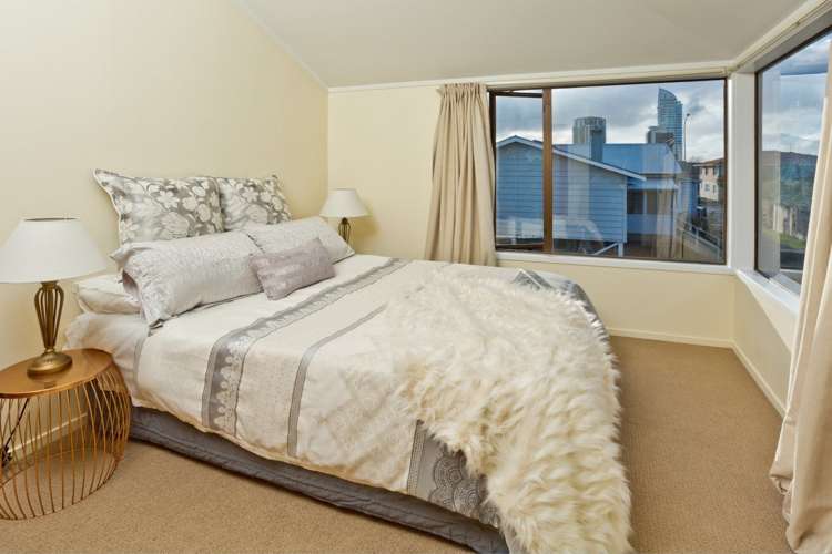 2/12 Esmonde Road Takapuna_19