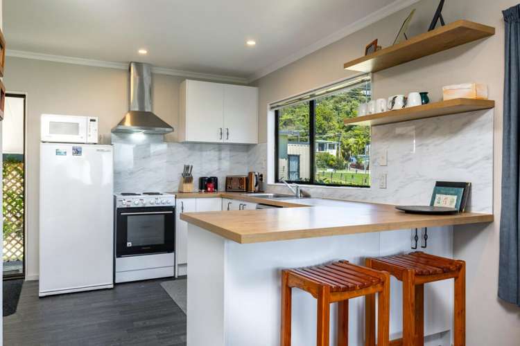 11 Okiwi Crescent Okiwi Bay_12