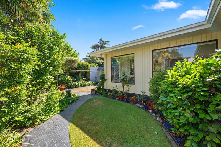 56 New Renwick Road Burleigh_25