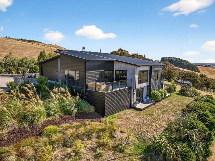 12 Airstrip Ridge Parkvale_27