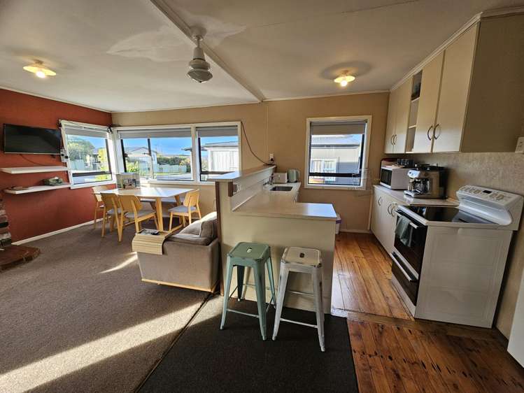 7 Kowhai Street_3