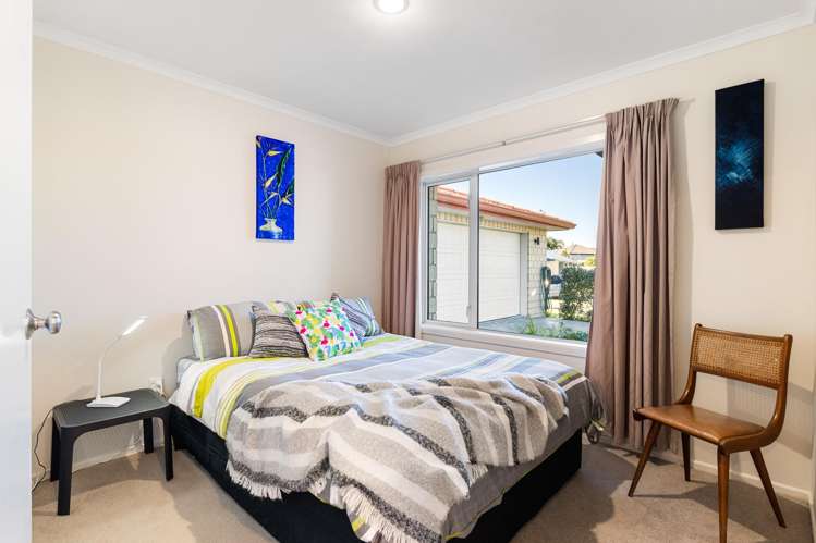 13 Roger Street Lytton West_14