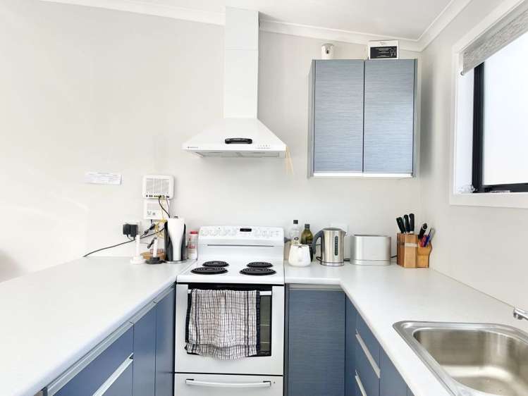 325A Cobham Drive 1076_5